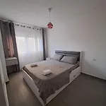 Lola Διαμέρισμα